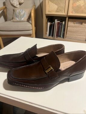 Ferrato Brown Leather Slip-On Loafers